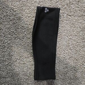 Unisex black ear muffs